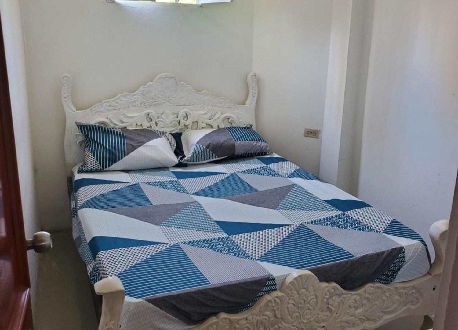 Hostal Y Cerca A Marbella *