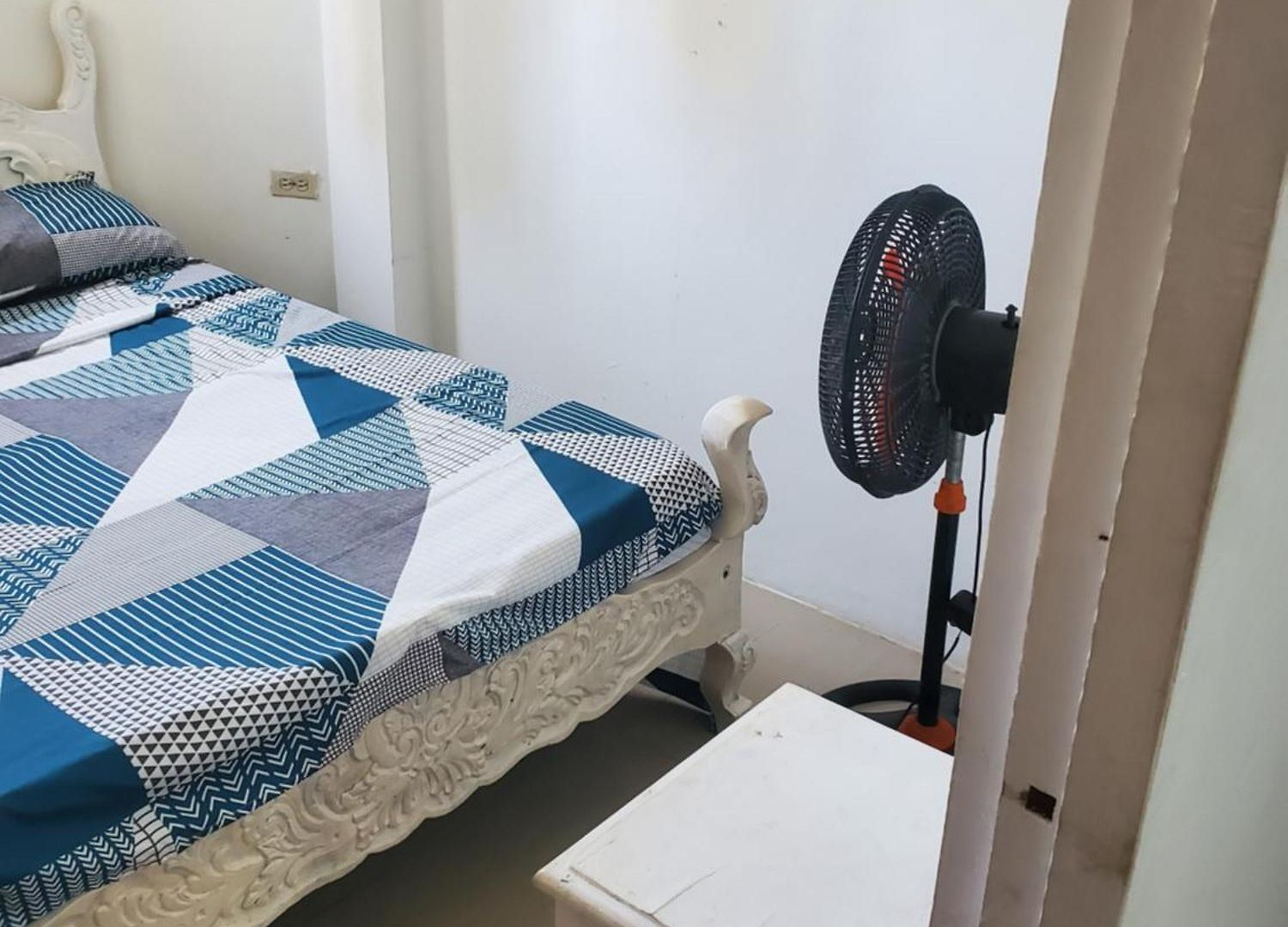 Hostal Y Cerca A Marbella *
