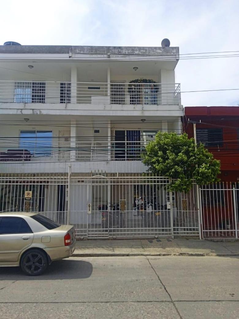 Y Cerca A Marbella Hostel