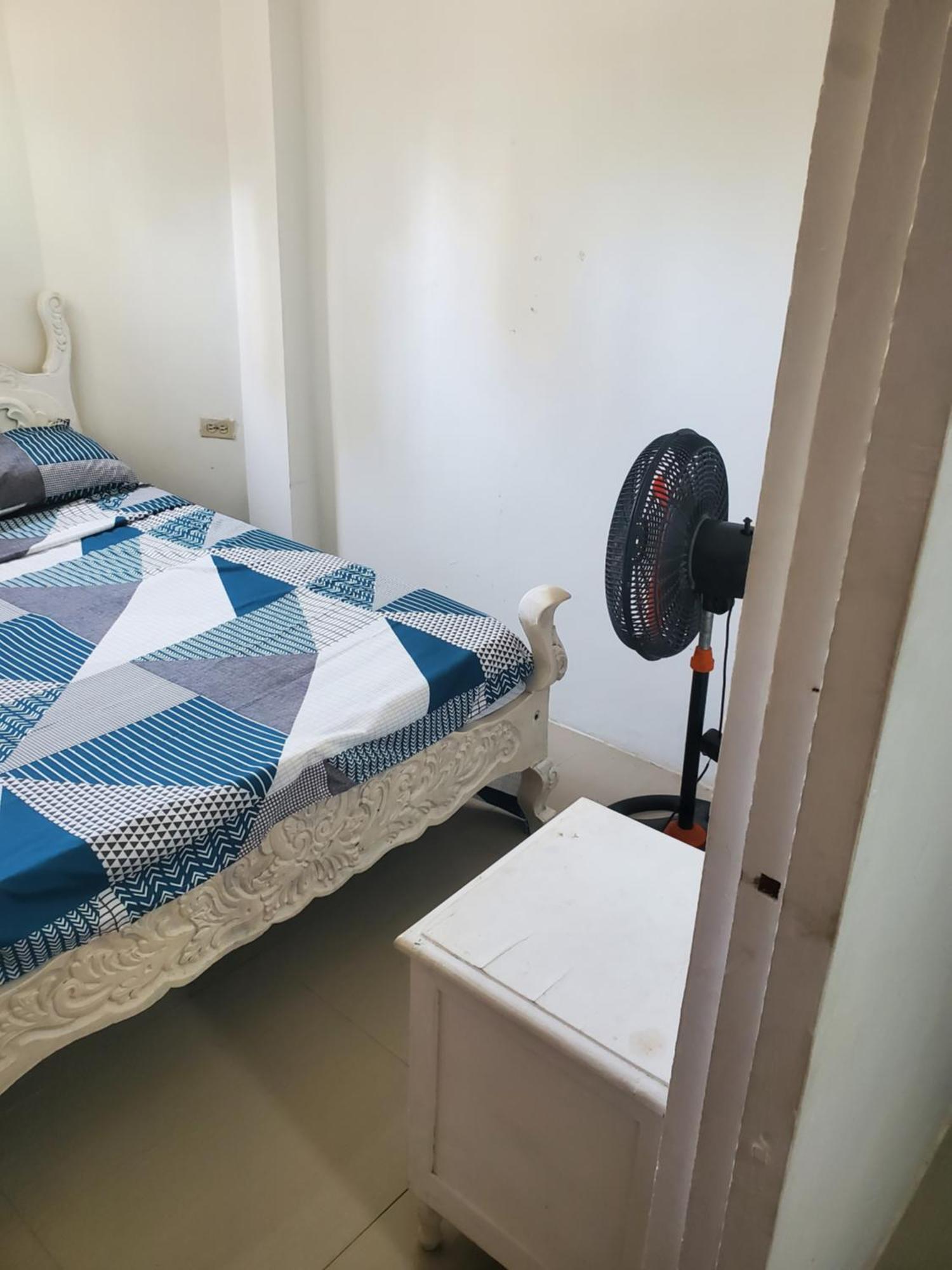 Hostel Y Cerca A Marbella *