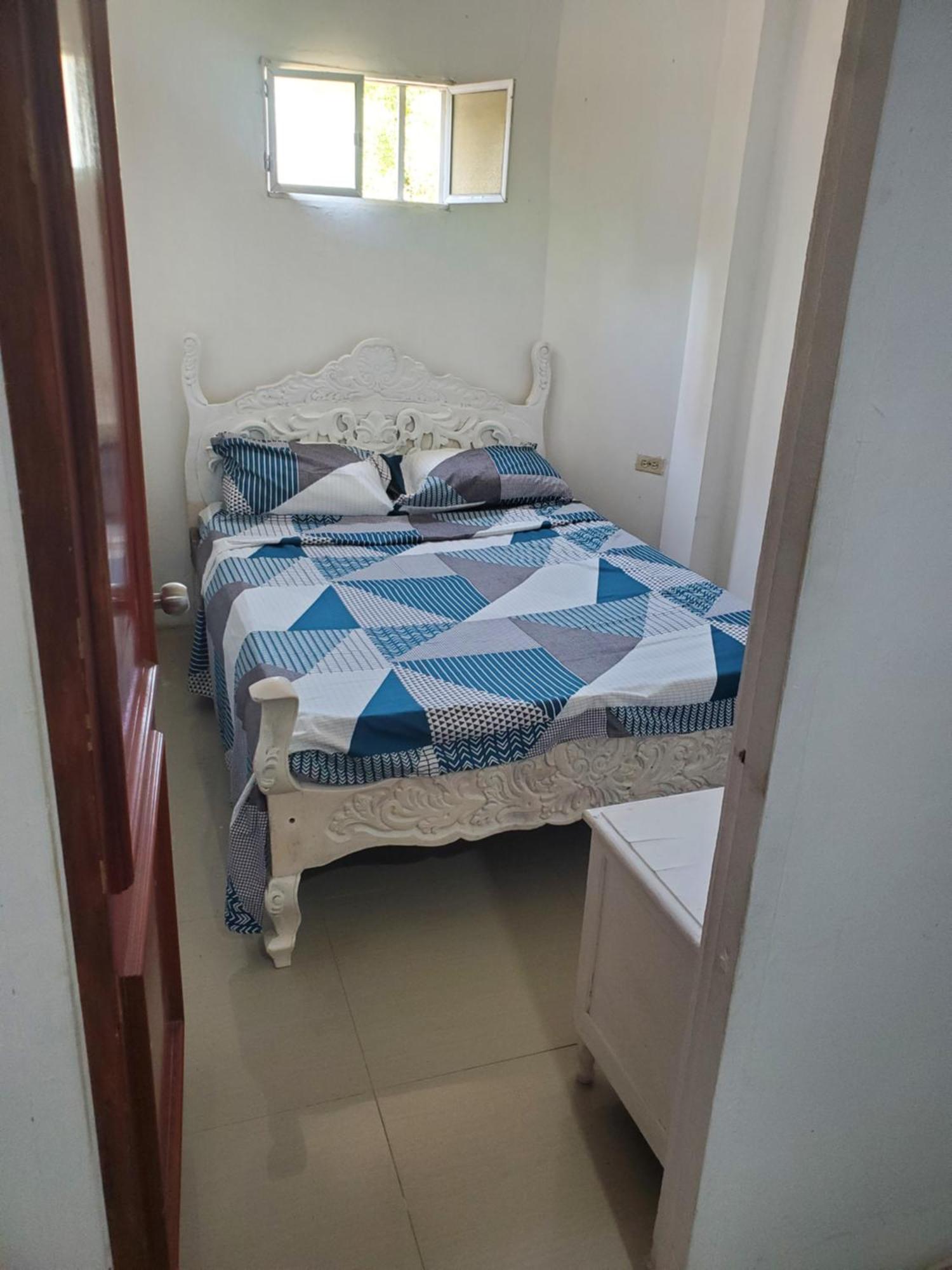 Y Cerca A Marbella Cartagena