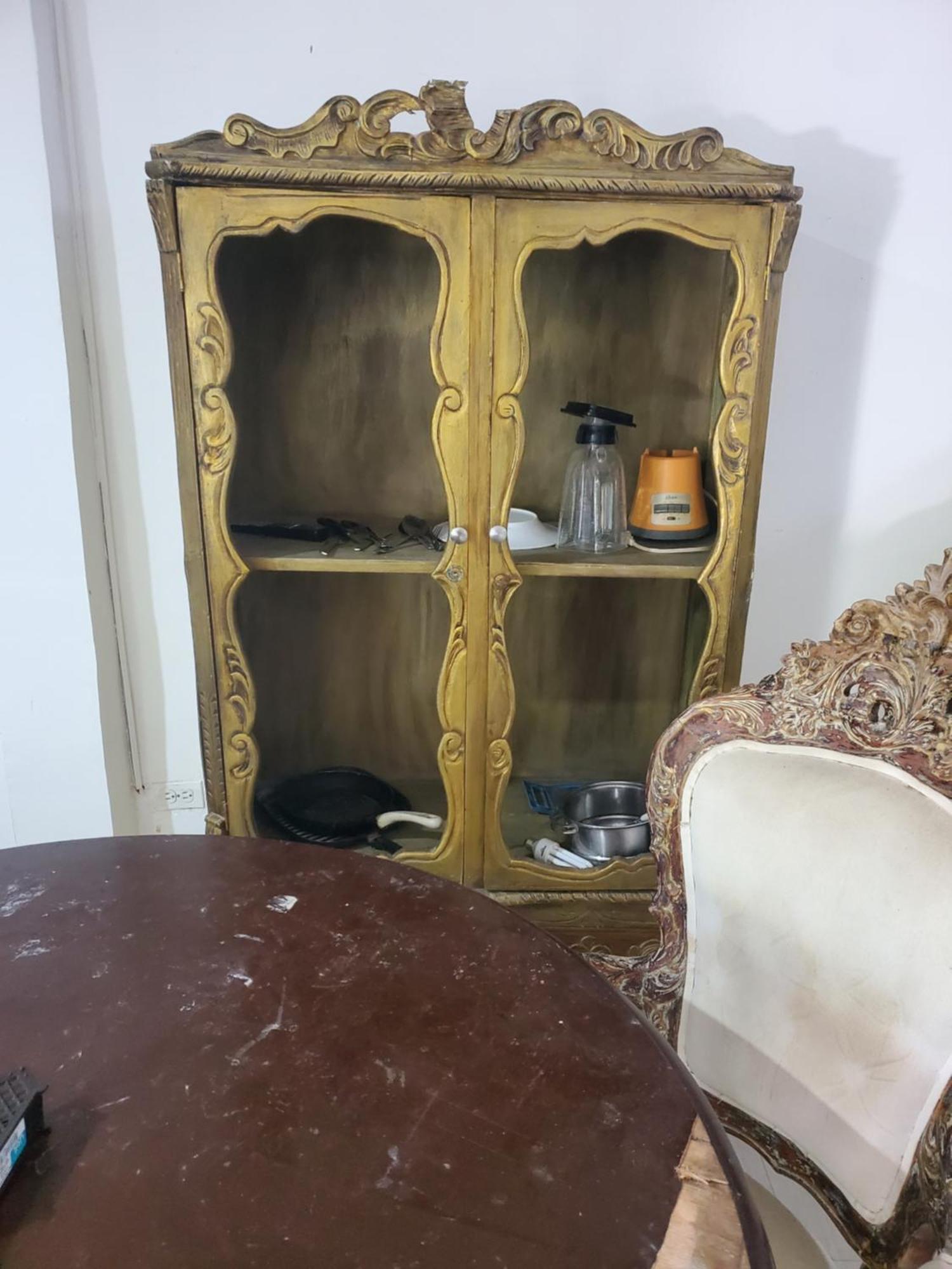 Y Cerca A Marbella *