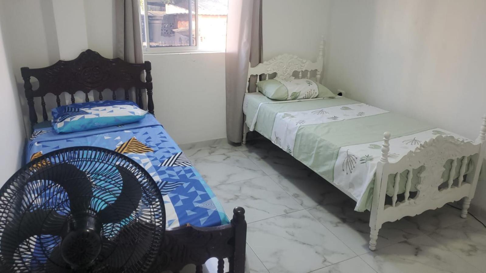 Y Cerca A Marbella * Cartagena